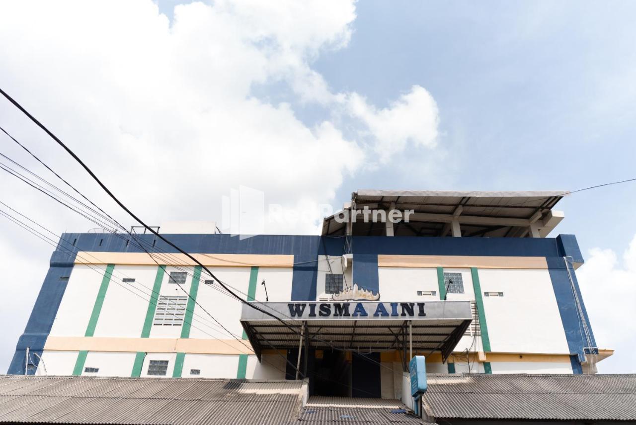 Wisma Aini Syariah Mitra Reddoorz Bandar Lampung Exterior photo